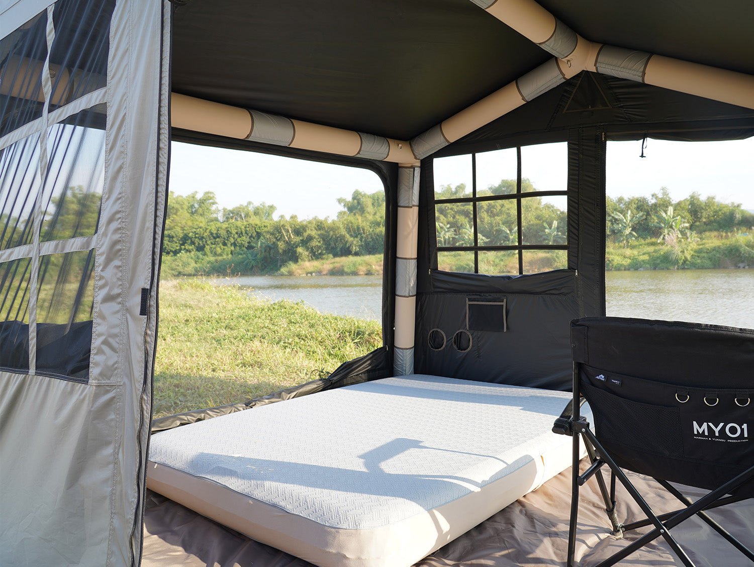 7 M ² New Design inflatable tent MOT-Q500