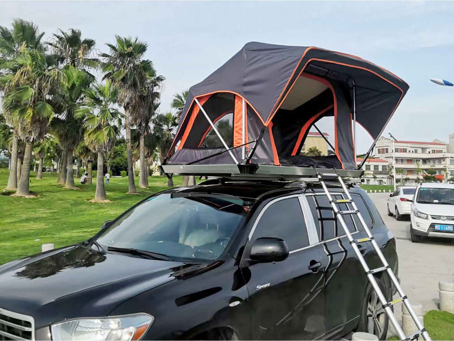 2 People Aluminum Soft shell Car  Roof Top Tent  MOT-T1000