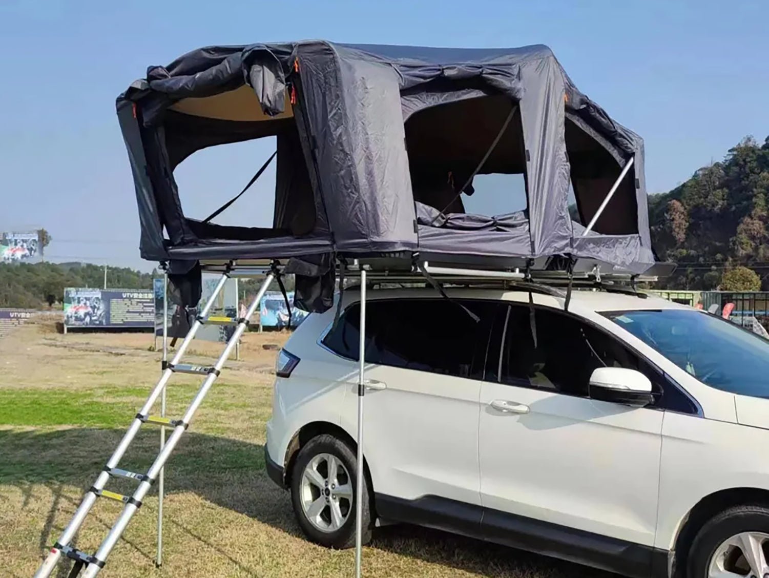4People Aluminum Hard shell Car  Roof Top Tent MOT- L800P