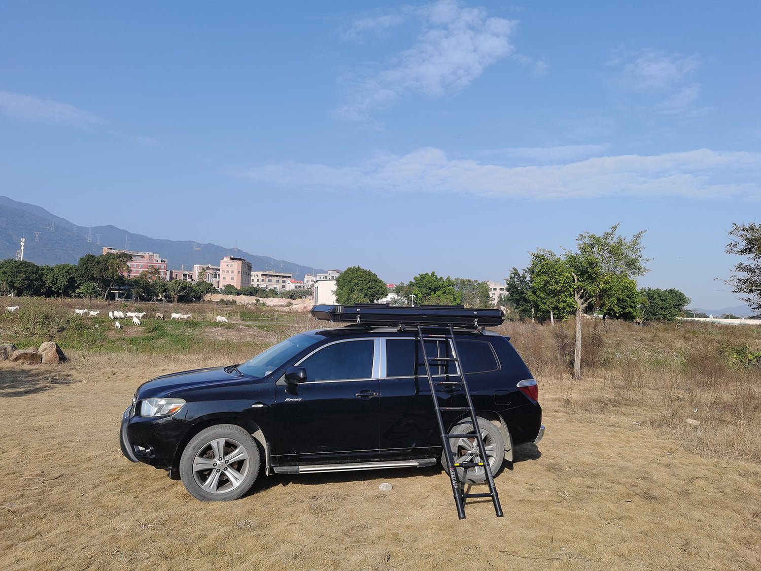 2 People Triangle  Aluminum Hard shell Car  Roof Top Tent   MOT-T600